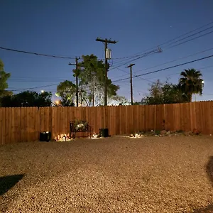 Beautiful 3 Bed/2 Bath Cozy Get Away Las Vegas
