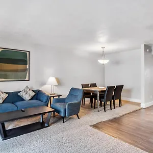 Apartment Modern 1br W Swimming Pool By Gia